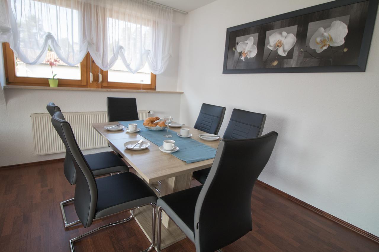 Ferienwohnung Weiher - Naehe Nuernberg / Messe Schwanstetten 外观 照片